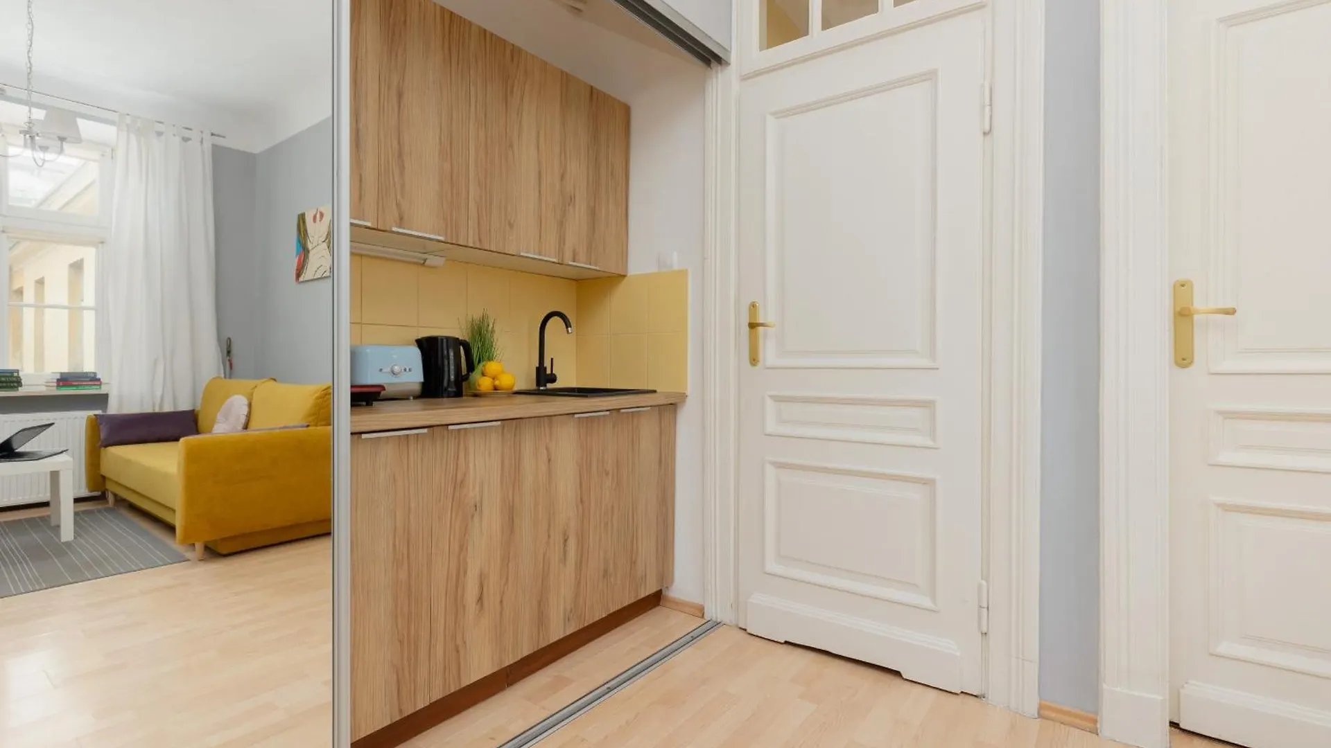 Apartmán Sunny Studio Lwowska Street Metro By Noclegi Renters Varšava Polsko