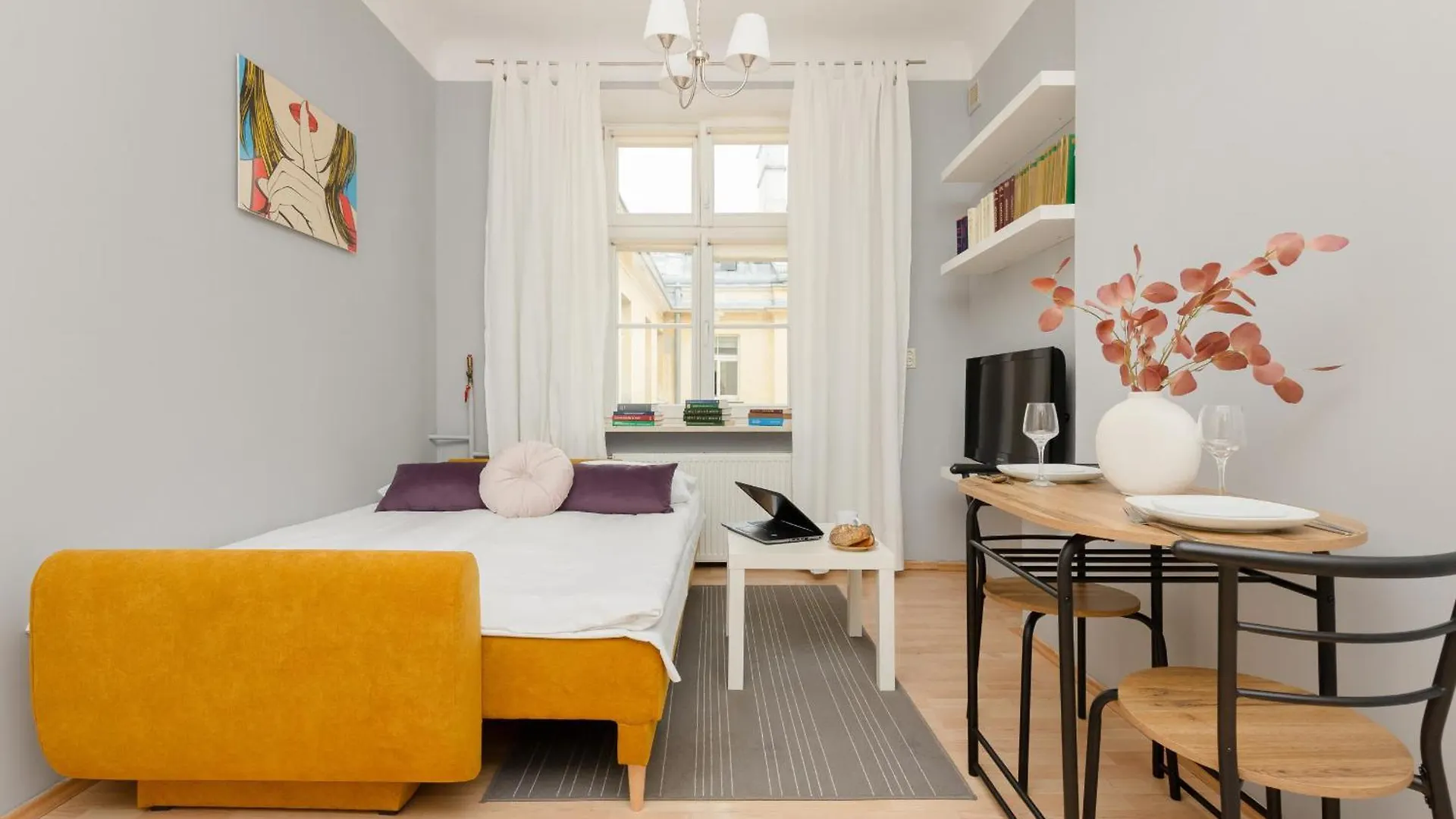 Sunny Studio Lwowska Street Metro By Noclegi Renters Warsaw